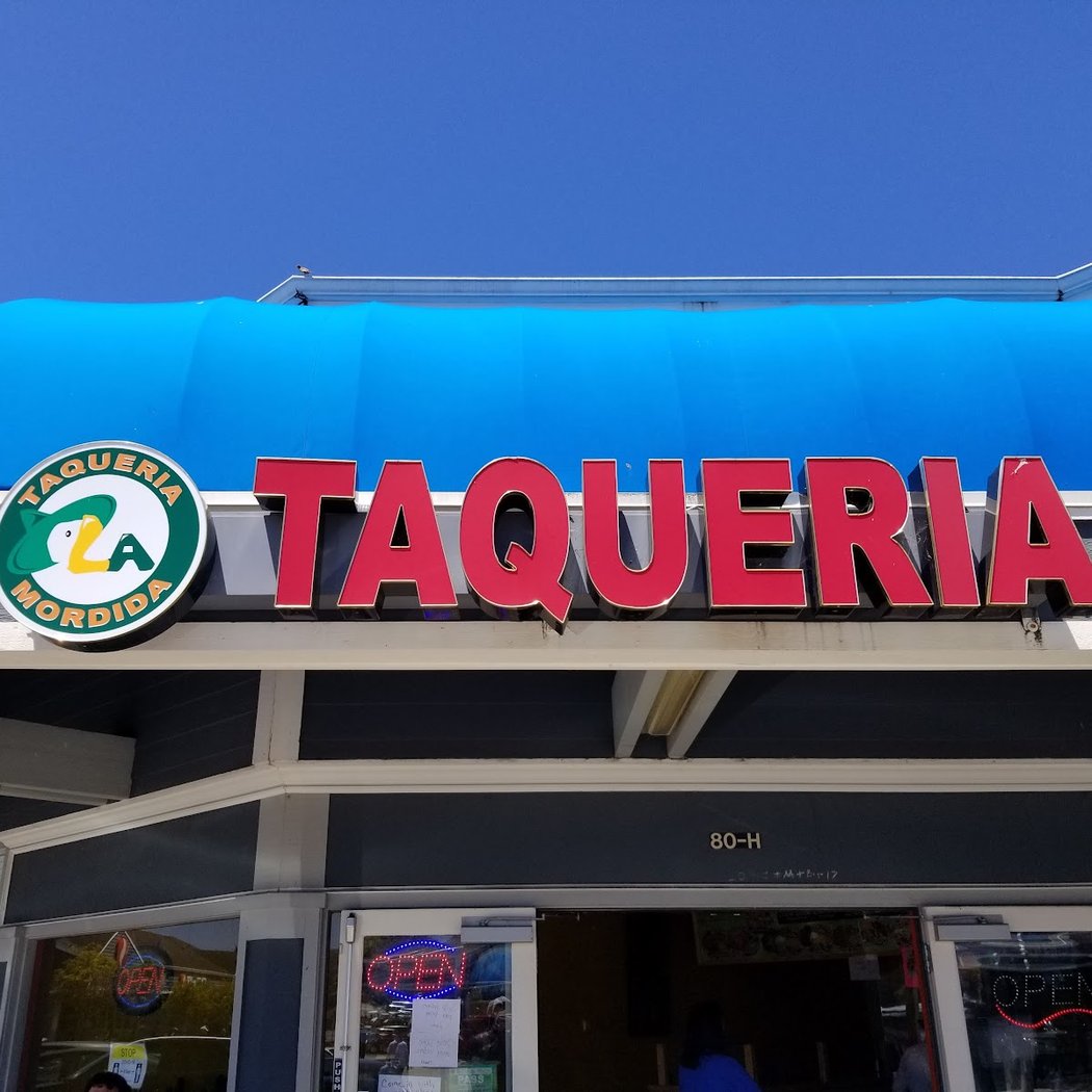 Taqueria La Mordida 2