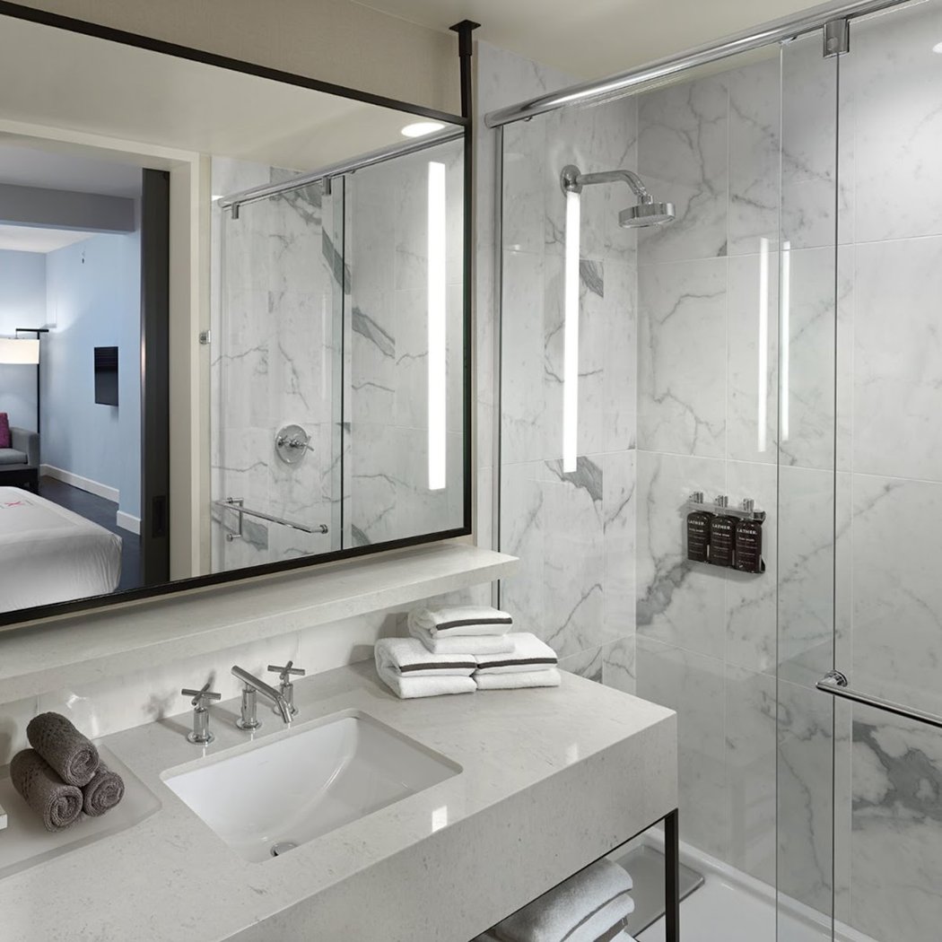 Axiom Hotel 3