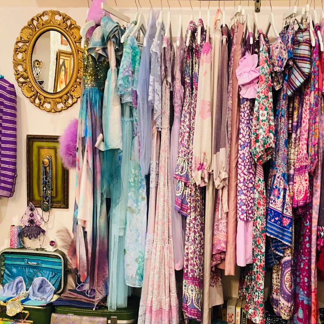 RISK Gallery & Boutique 1