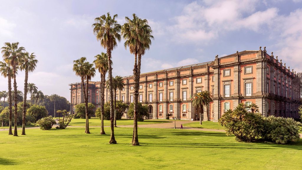 Museums in Transition. New challenges for contemporary institutions: Capodimonte Museum and Royal Park 1