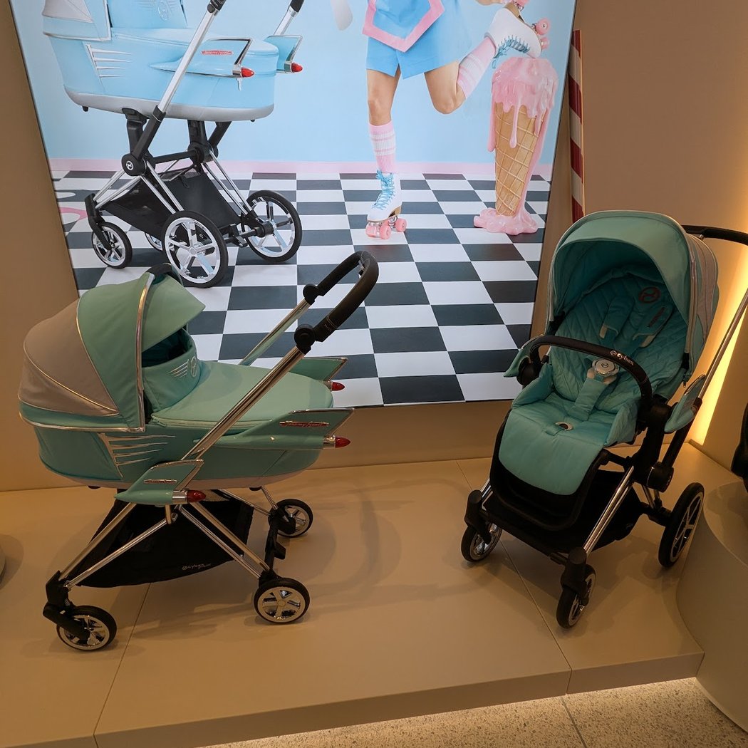 CYBEX Flagship Store New York 3