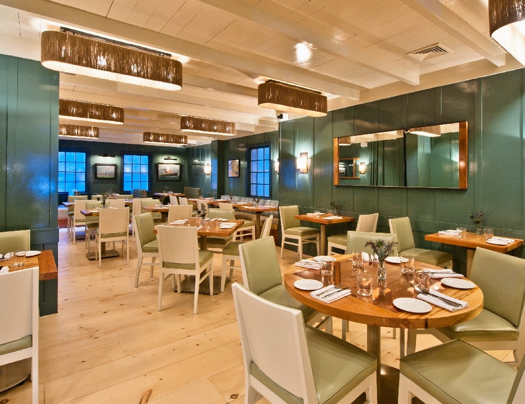 Crave Fishbar Upper West Side | Raw Bar & Seafood restaurant 3