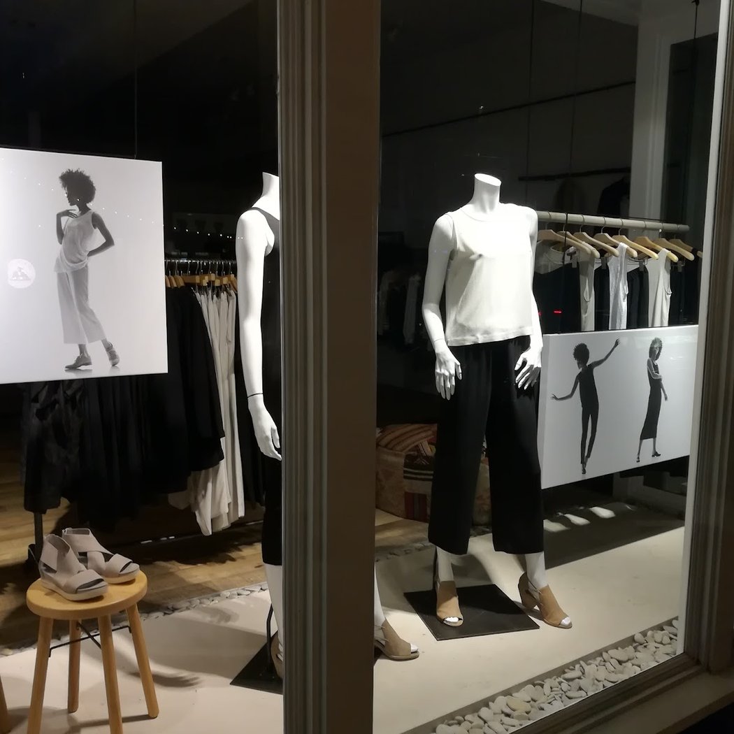 EILEEN FISHER 3