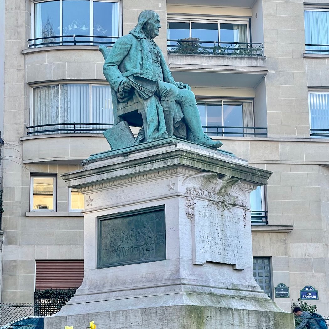 Benjamin Franklin Statue 2