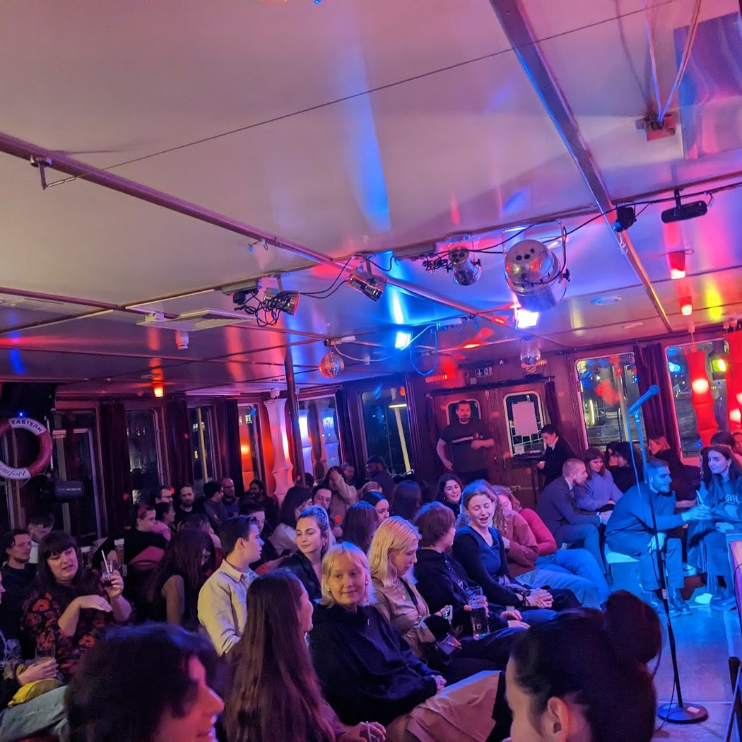 Laughing Spree Comedy: English Comedy on a BOAT (with FREE SHOTS)