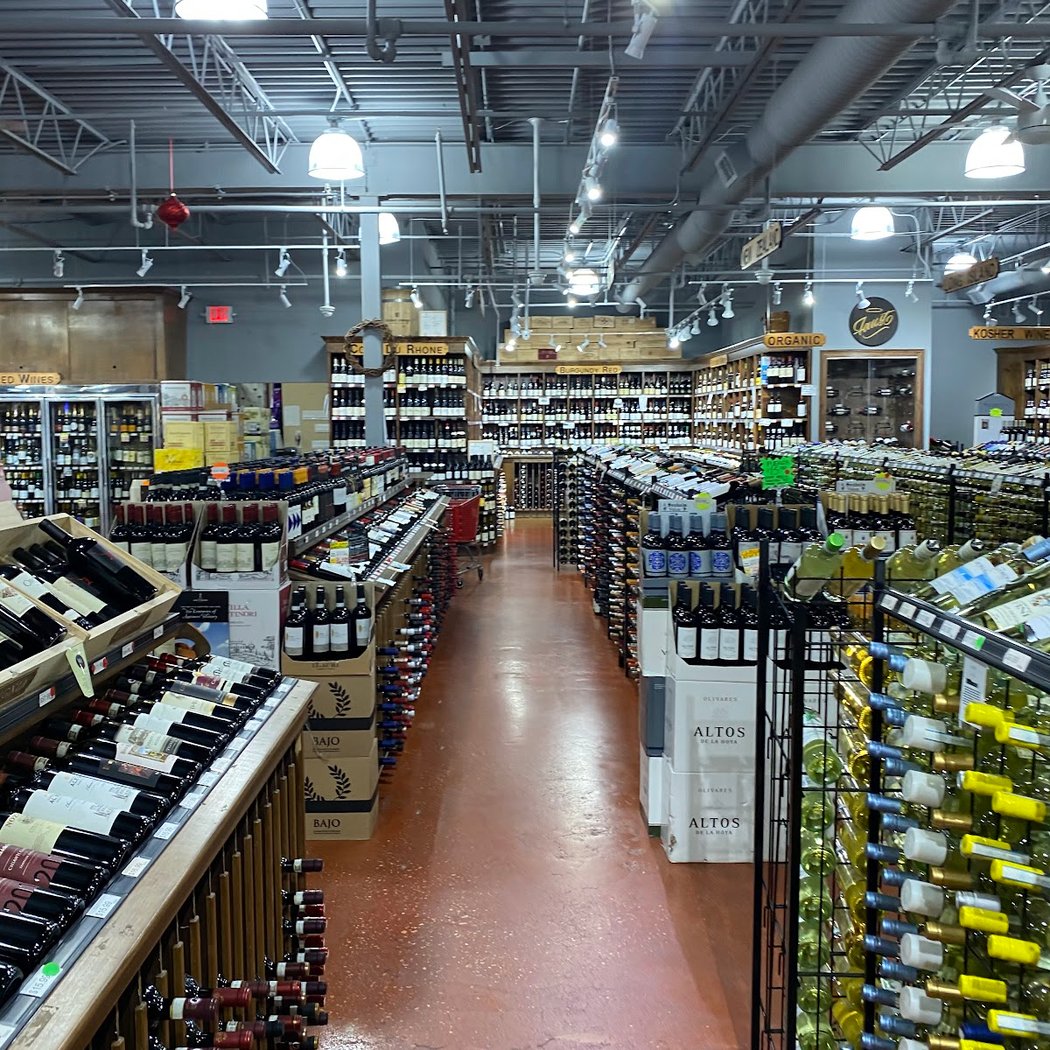 Seaholm Wines & Liquors 3