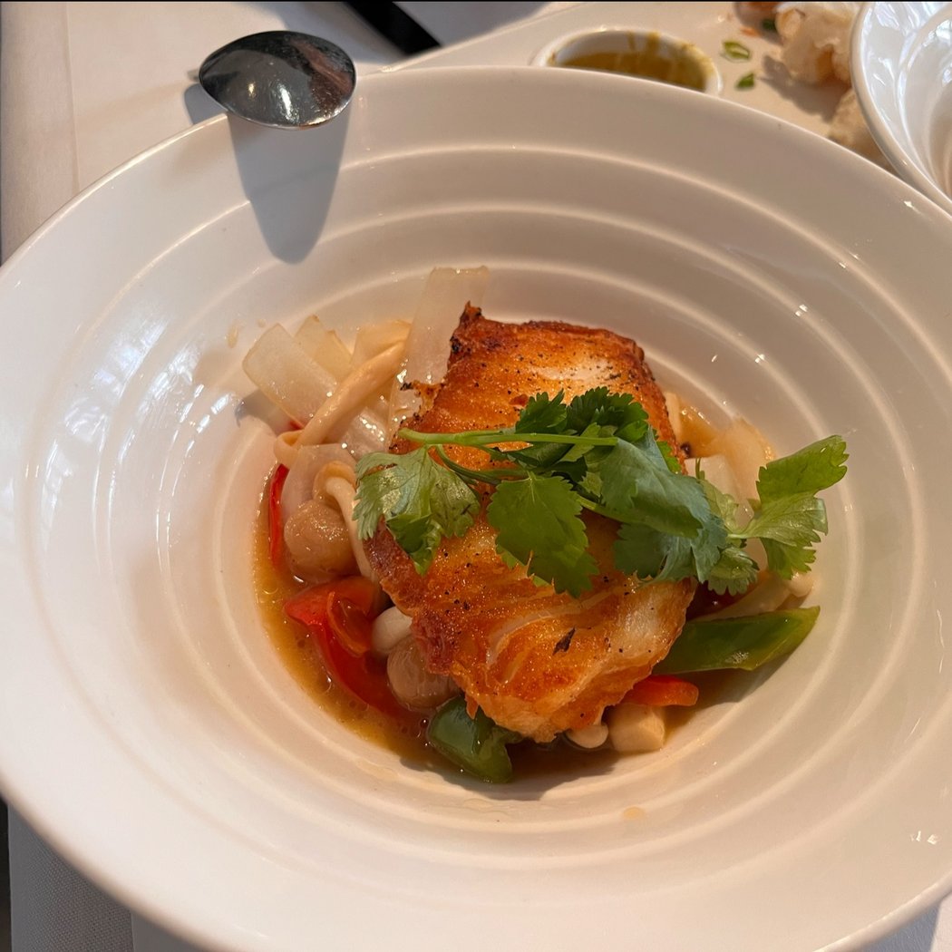 INDO Restaurant & Lounge 1