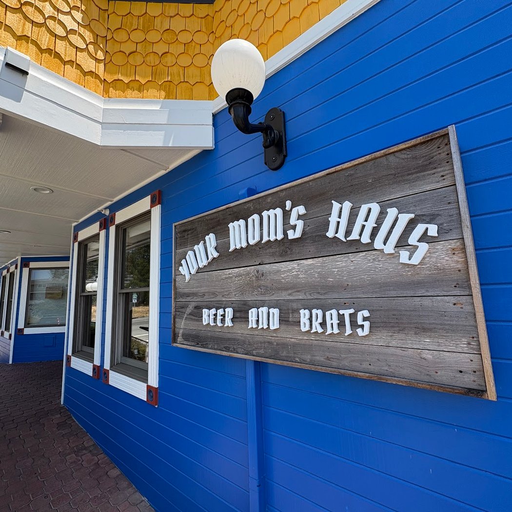 Your Mom's Haus 3