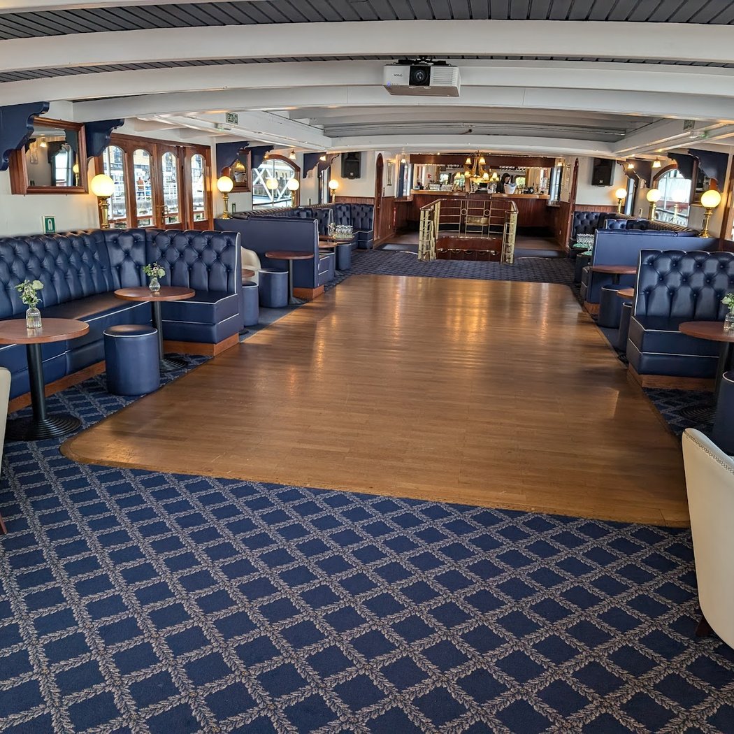 Thames Luxury Charters 3