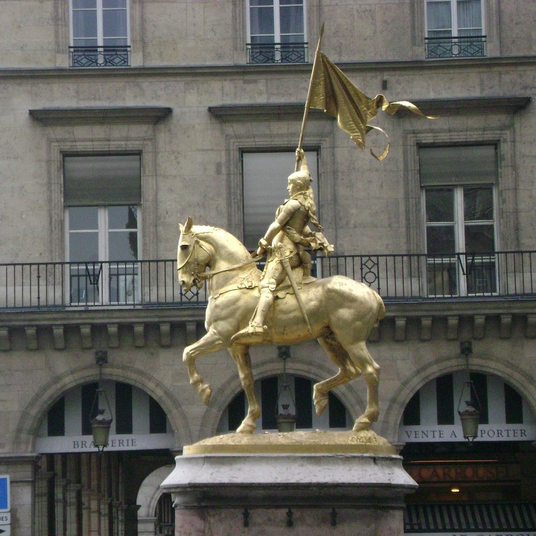 Pl. du Carrousel 4
