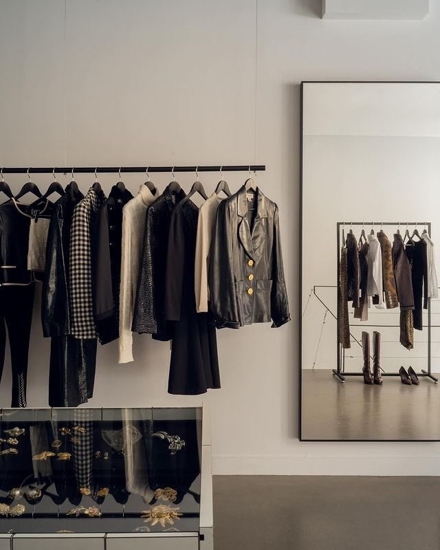 The Parisian Vintage - Vintage shop 2
