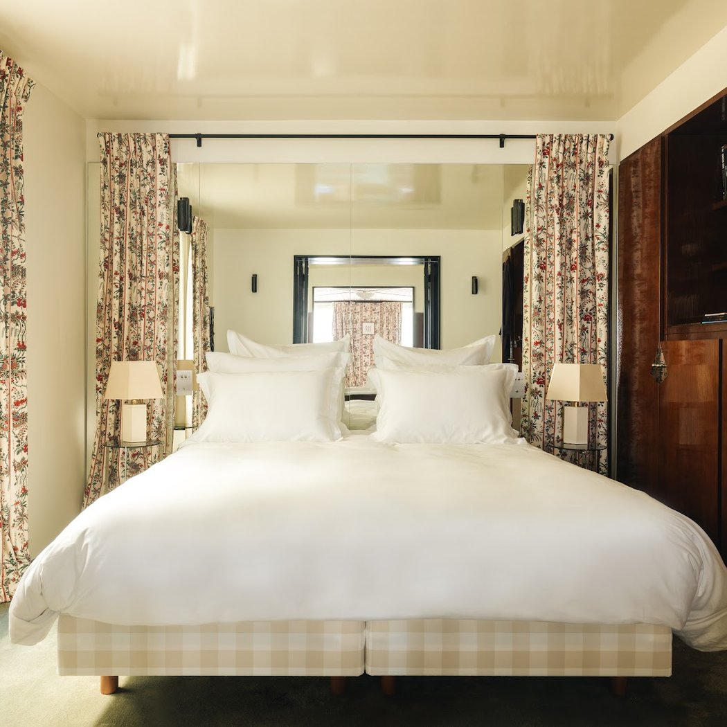 Les Suites Cinabre 3
