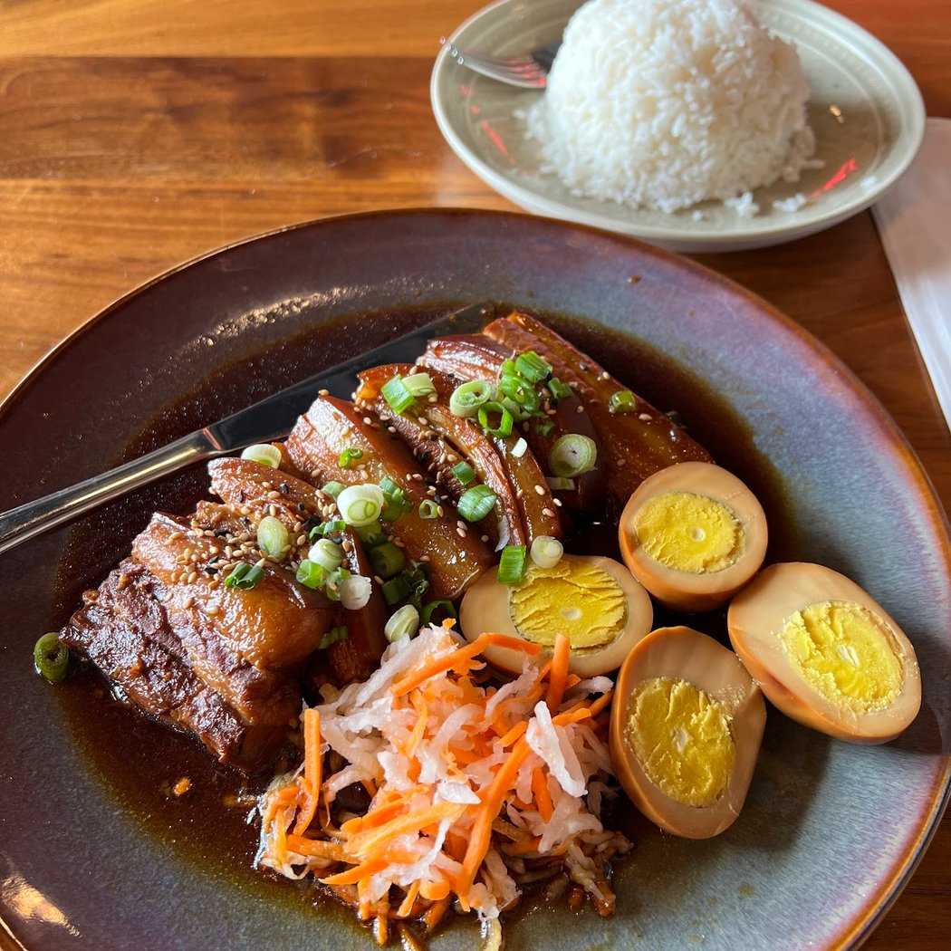 The Sisters Cafe Vietnamese & Asian Fusion (PHO) 1