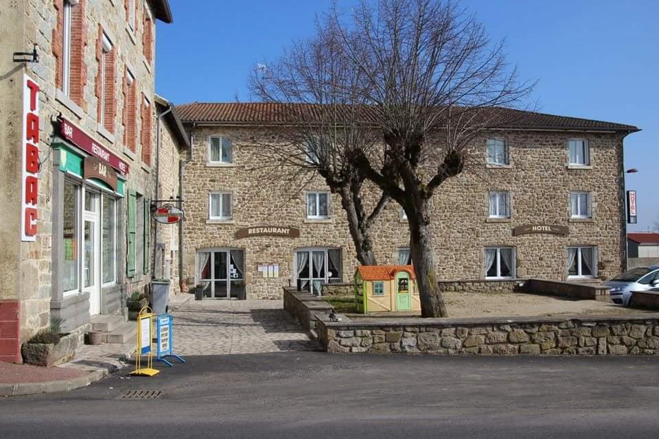 Hôtel Des Voyageurs 3