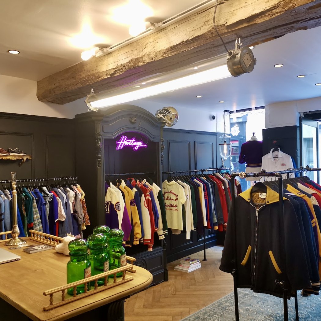 Pickers Vintage Store 4