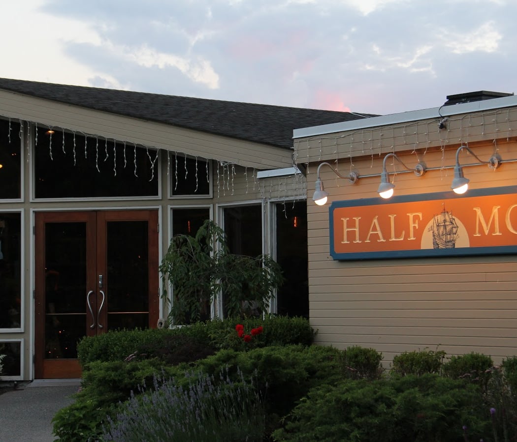 Half Moon 2