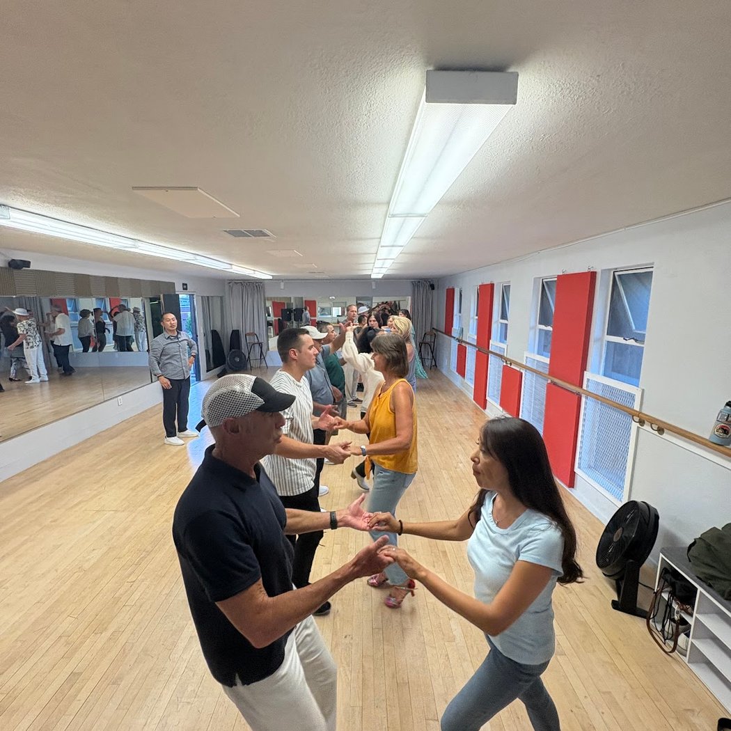Speed Dancing - More Fun Than Speed Dating! 1
