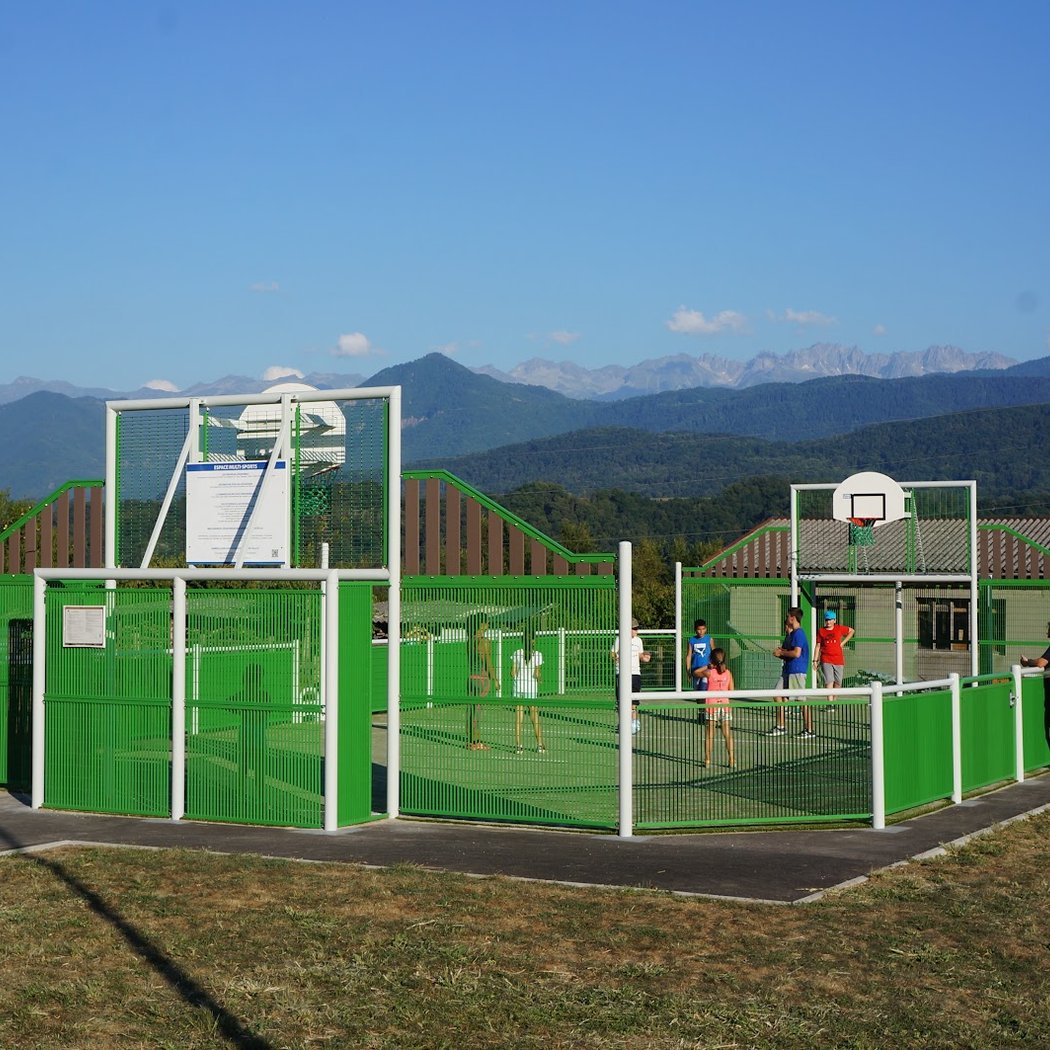 Terrain multisports 1