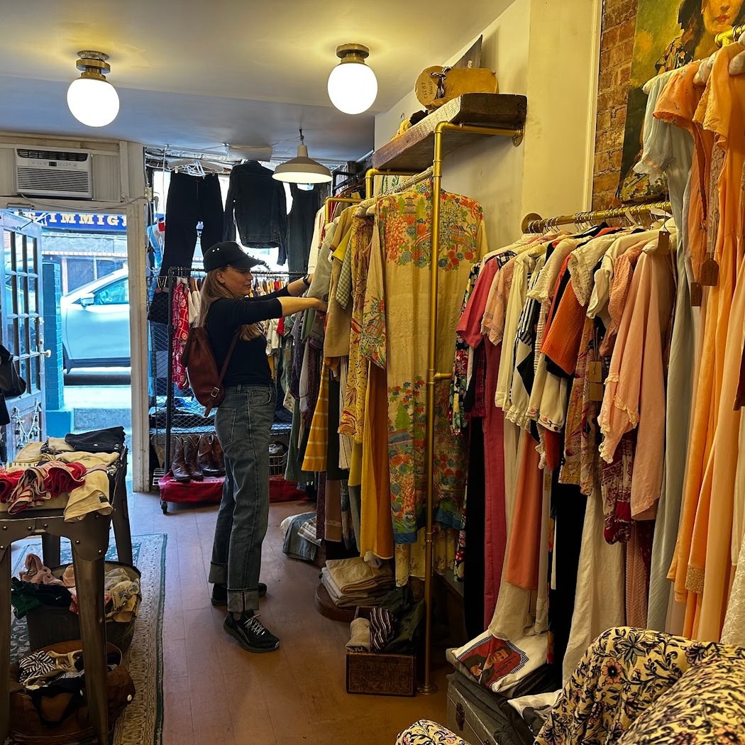 9th St. Vintage 2