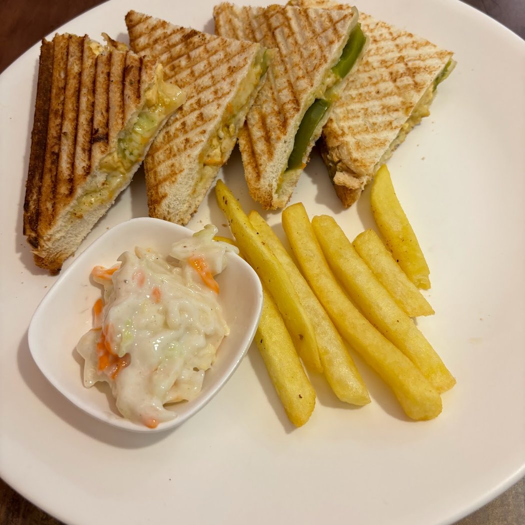 Cafe 60 Four 1