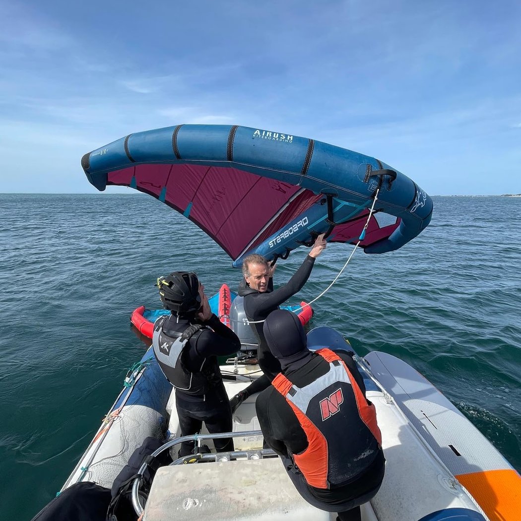 Ecole de Wing Foil et Kitesurf - Carnac Evasion - Spot du Mendu 2