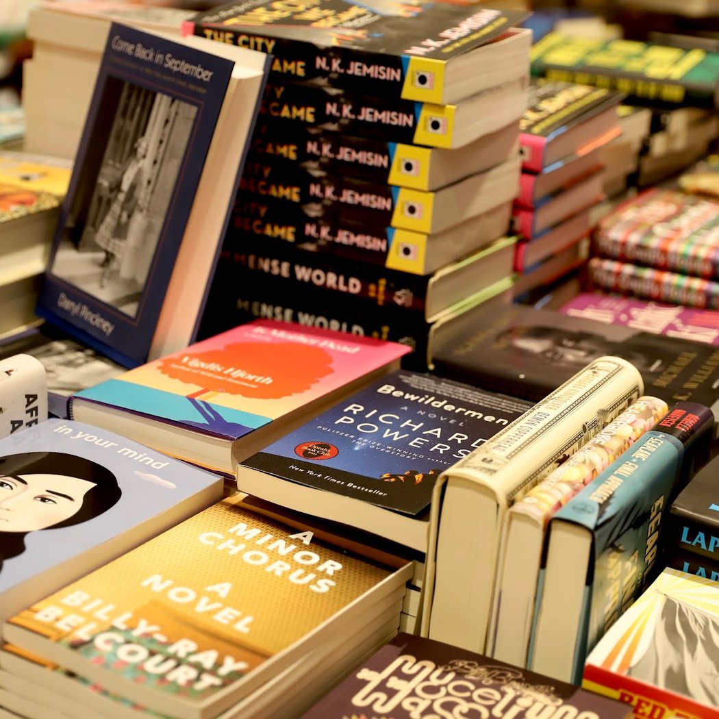 Spoonbill & Sugartown Books 1