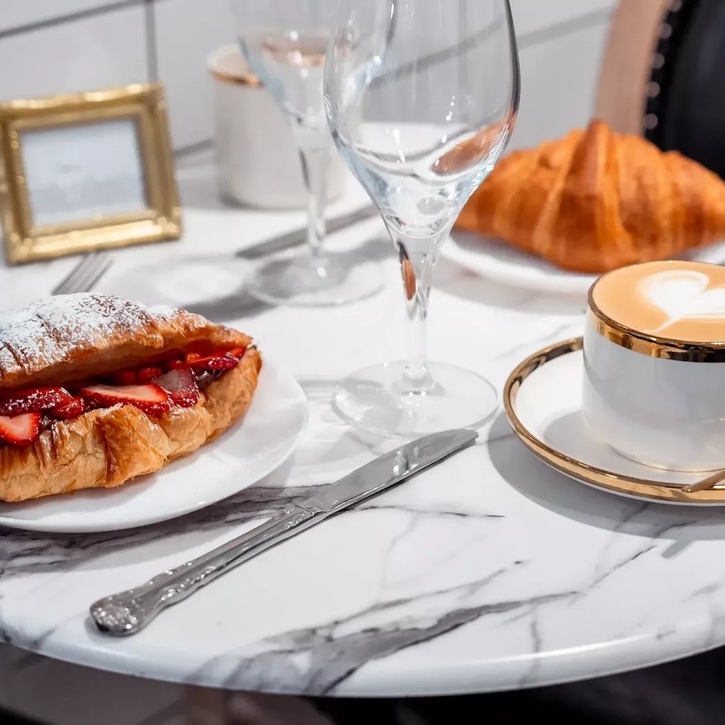 Le Parisien Bakery 4
