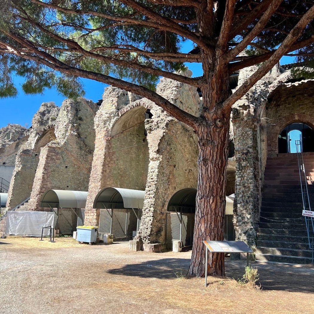 Arènes de Fréjus 2
