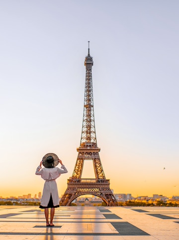 Eiffel Tower 1