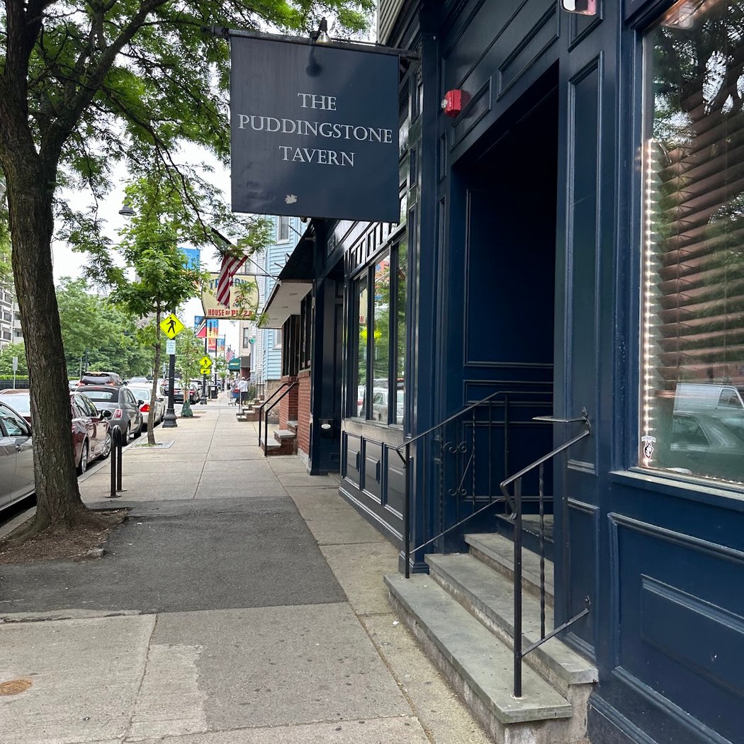The Puddingstone Tavern 3