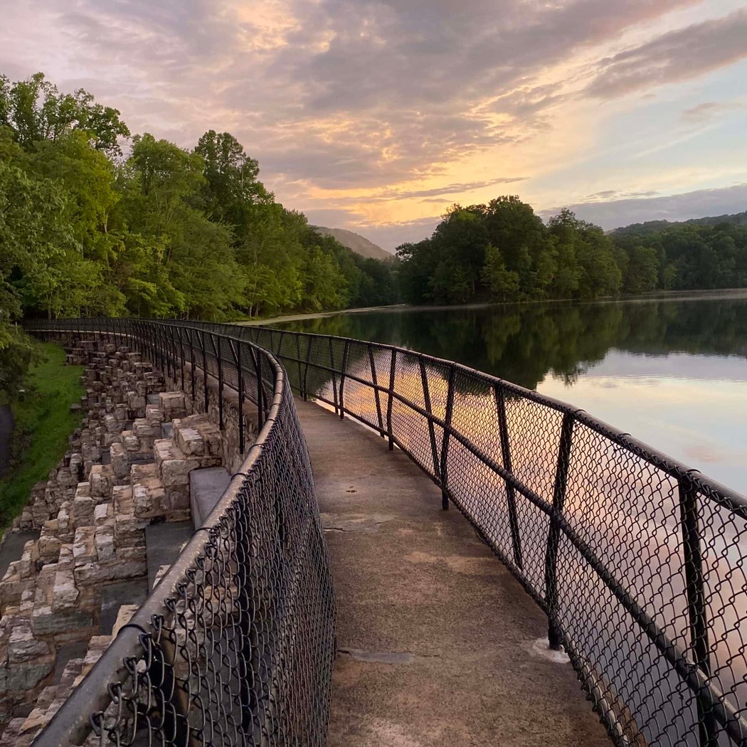 Bays Mountain Park & Planetarium 3