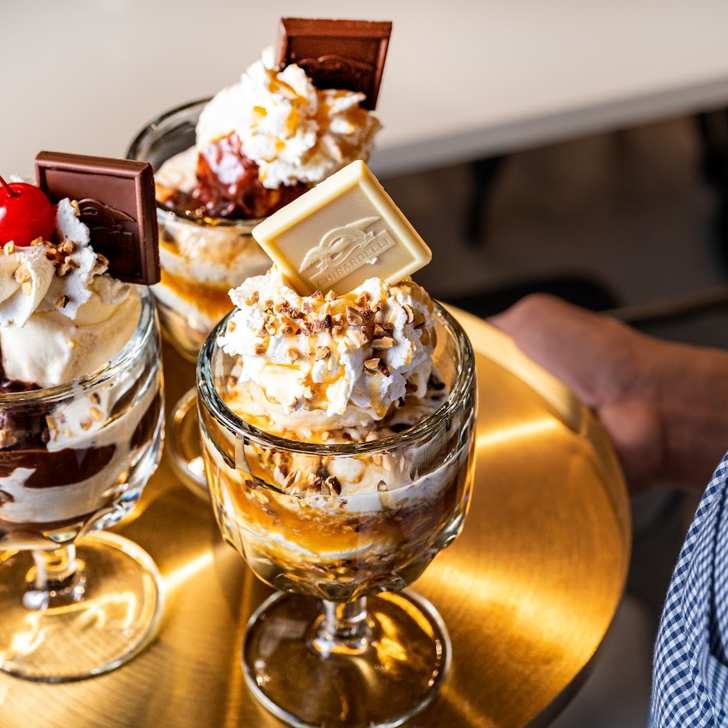 The Original Ghirardelli Chocolate & Ice Cream Shop 1