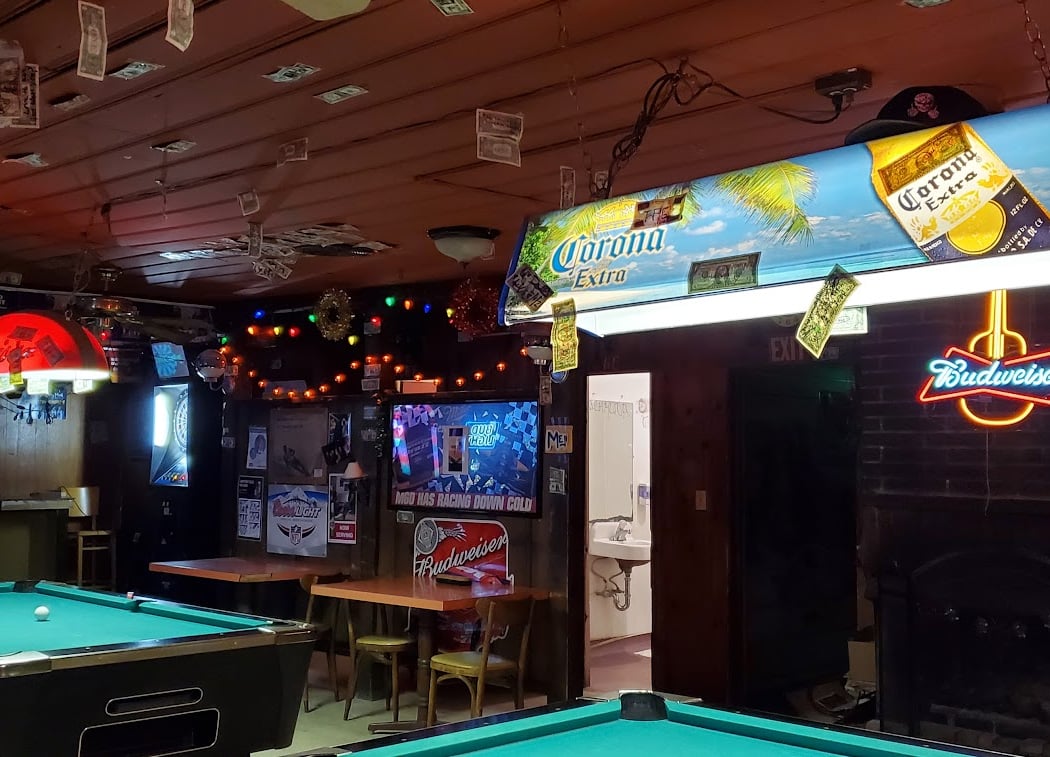 Ed's Place 2