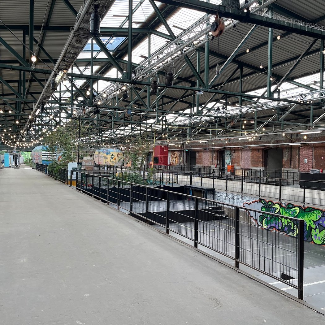 Gleishalle Oberhafen 2