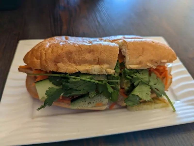 Y & Y Vietnamese Cuisine 3