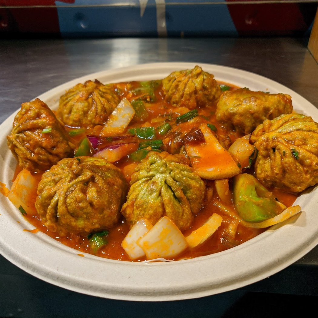 Momo Grill Food Truck 1