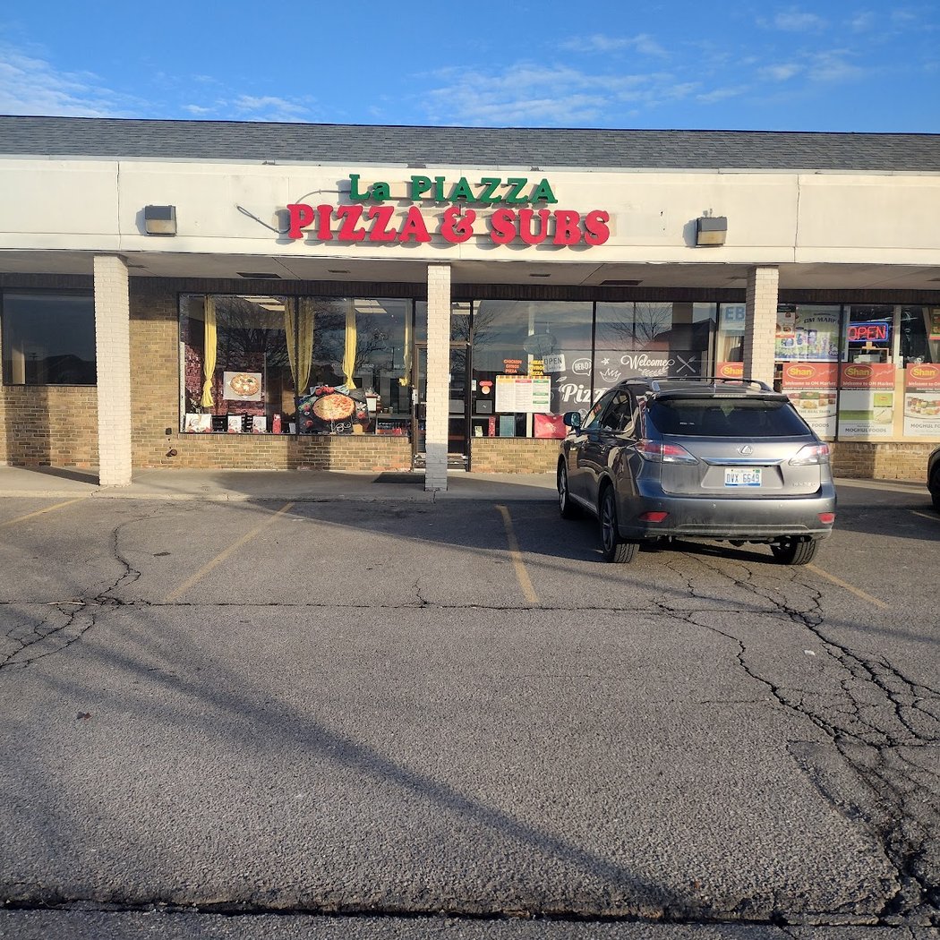 La Piazza Pizza And Subs 2