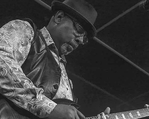T Blues Band 1