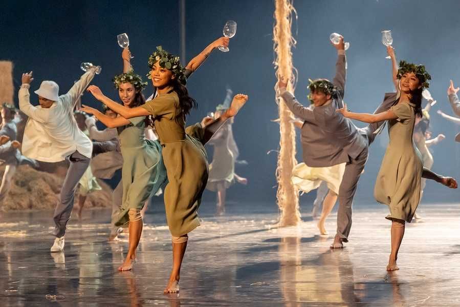 The Joffrey Ballet’s Midsummer Night’s Dream 1
