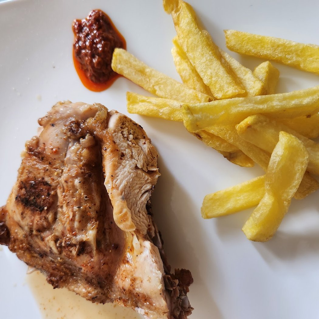 Asador Al Carbón Especialidad En Pollo Asado 1