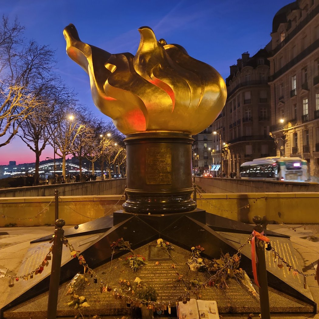Flame of Liberty 1