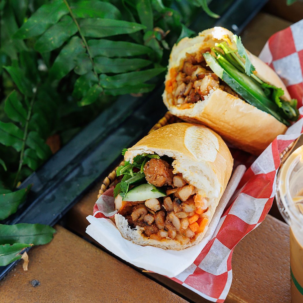 Le’s Banh Mi 1
