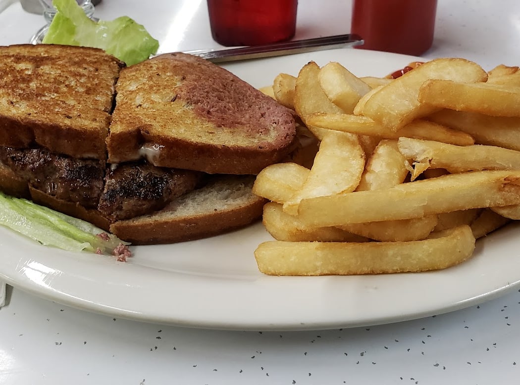 Val's Burgers 3