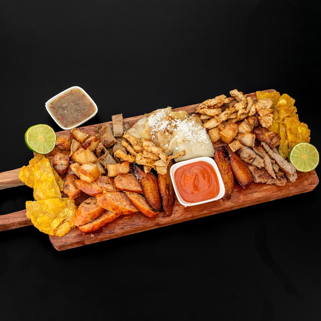 Colombian’s Food Factory (Food Court) 1