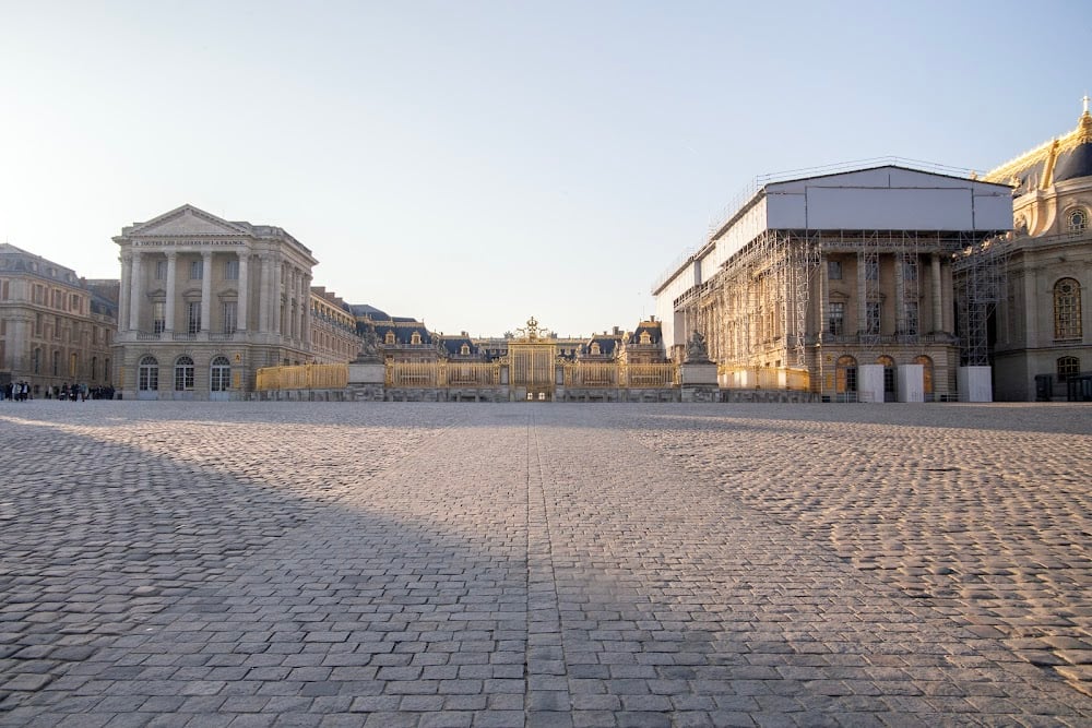 Cour d'Honneur 2