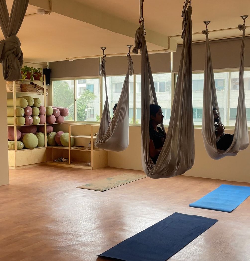 Anti-Gravity Flow - Aerial Fitness Experience 2
