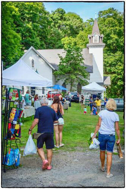 Weekly Farmers Market 1