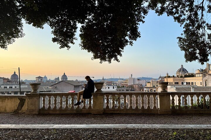 Romantic visit Rome at Sunset 3
