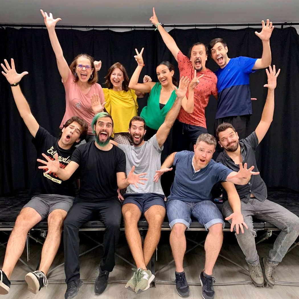 Improductivos Escuela - Curso de Teatro en Sevilla. Cursos, clases y talleres de impro. 1