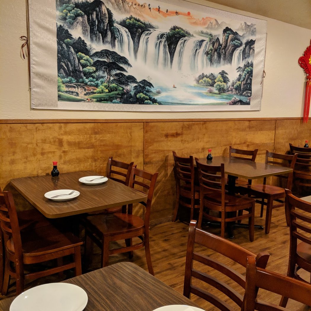 Ming's Palace Restaurant 2